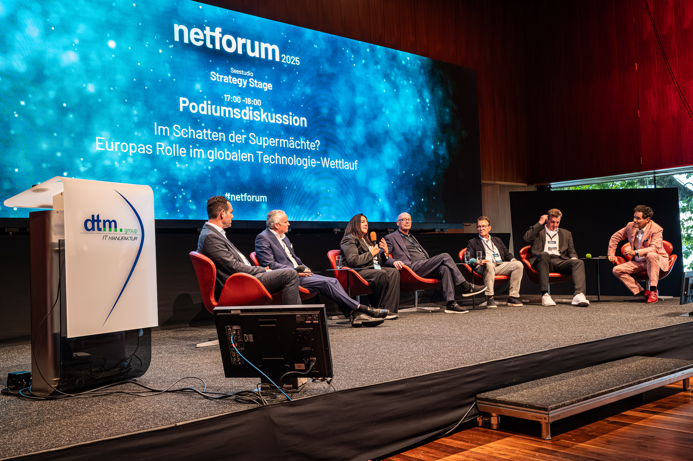 Podiumsdiskussion
